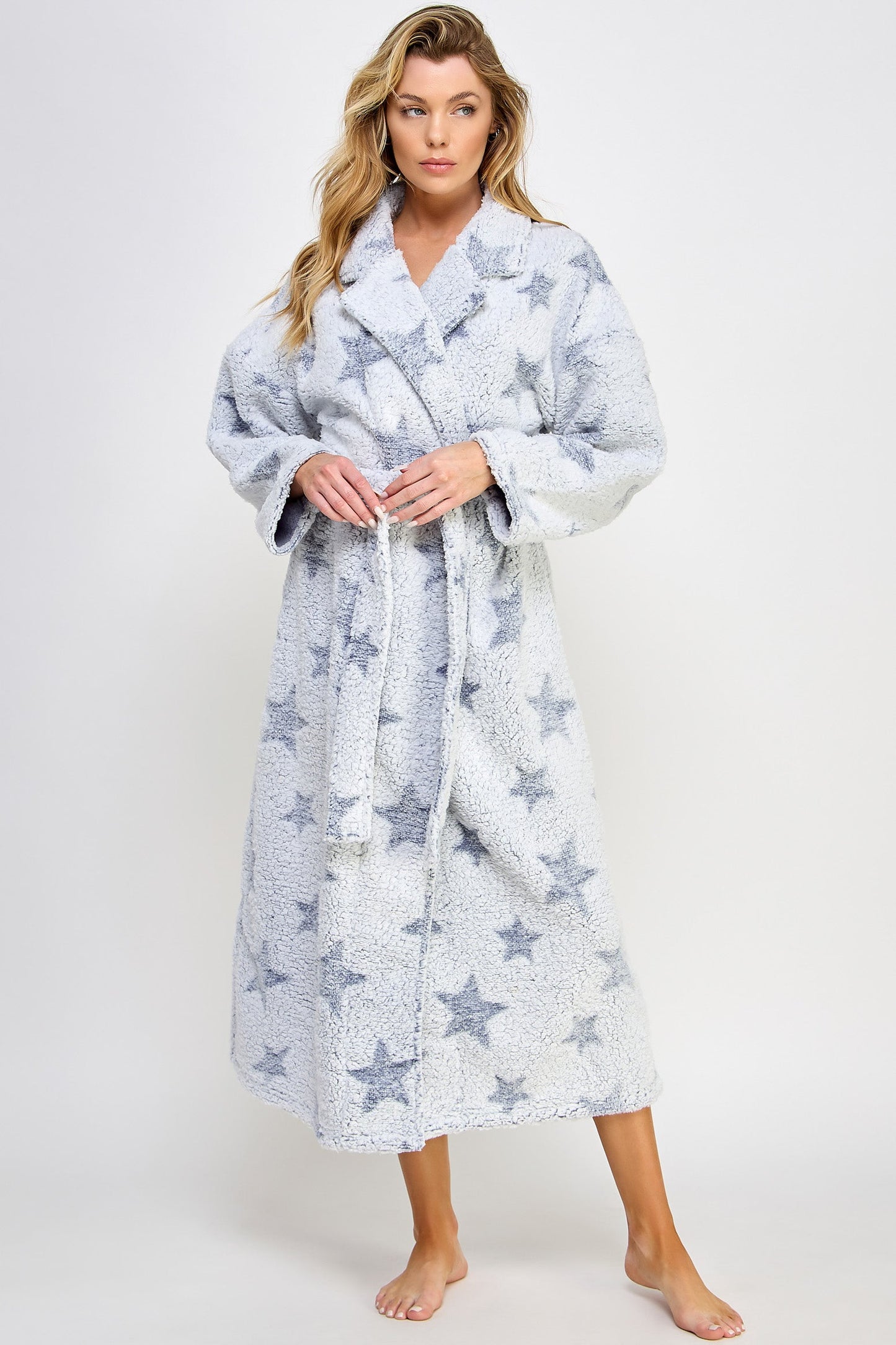2485 Star Robe