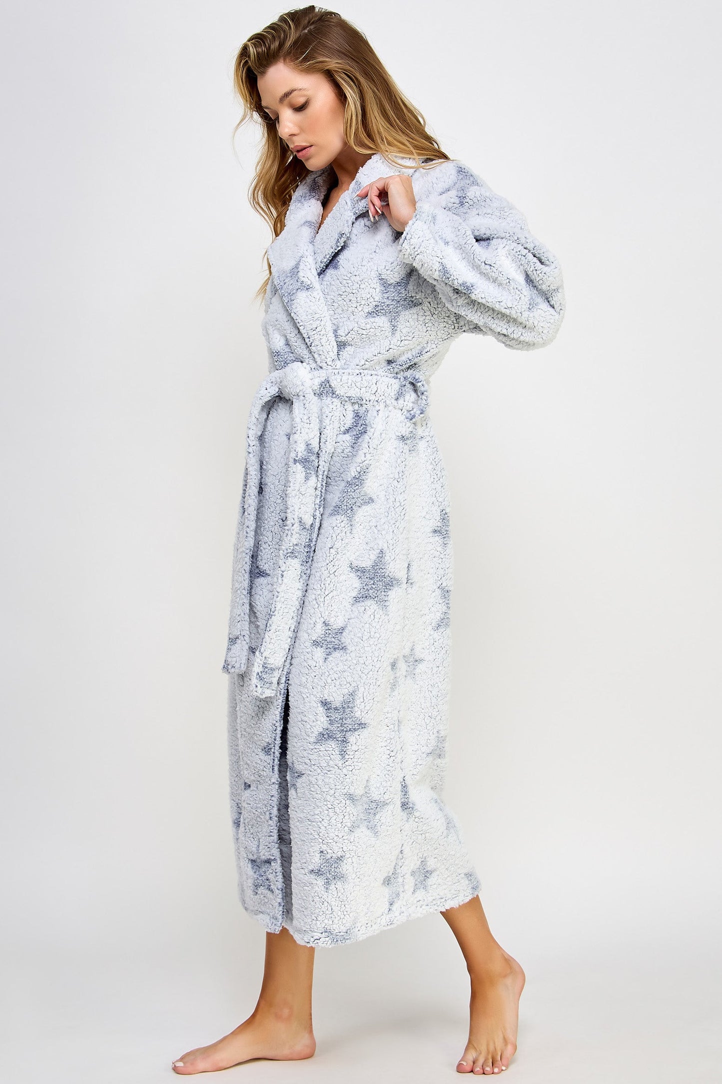 2485 Star Robe